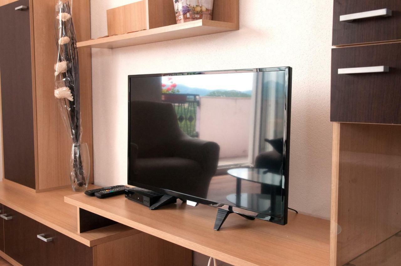 Apartment Kraljevic Blato na Cetini Buitenkant foto
